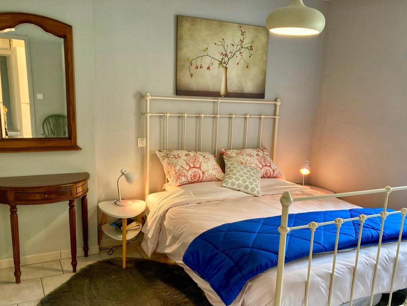 3 Star Surdespine Historic 4 Chateaux Lastours Air Conditioned Exterior photo
