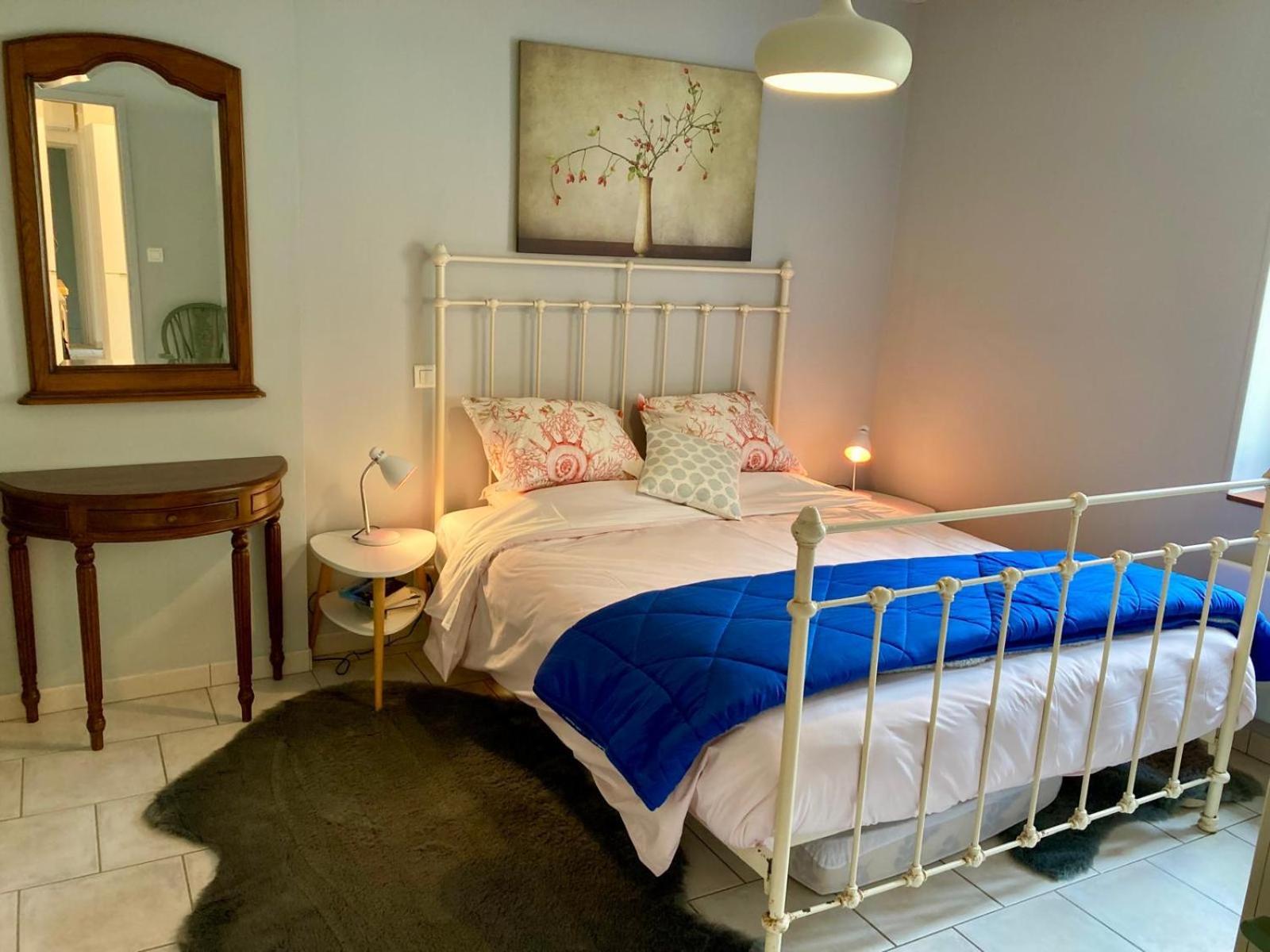 3 Star Surdespine Historic 4 Chateaux Lastours Air Conditioned Exterior photo