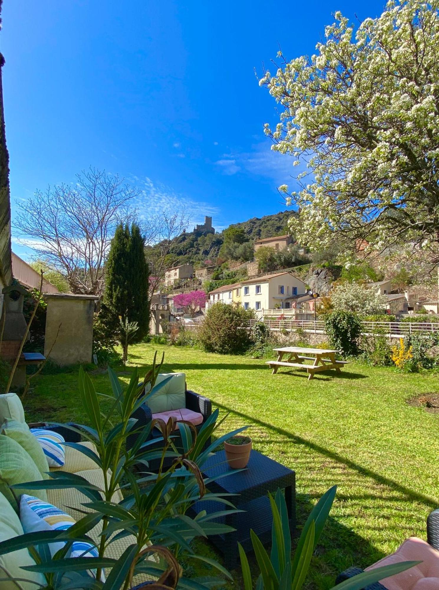 3 Star Surdespine Historic 4 Chateaux Lastours Air Conditioned Exterior photo